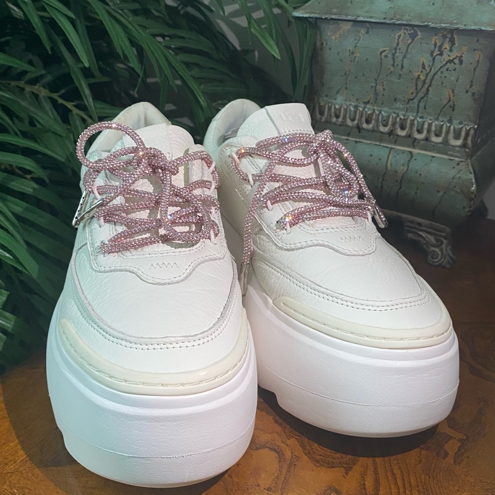 UGG Marin Mega Lace Womens 8.5 White Leather Chunky Platform Sneakers Shoes - Picture 8 of 9